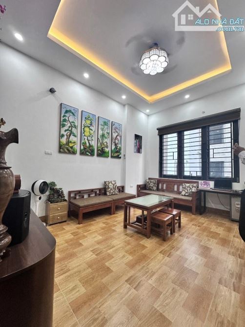 Lê Quang Đạo, Mỹ Đình nhà mới ,ô tô gần ngõ thông các ngả 40m² 4t giá 9.5 tỷ - 2