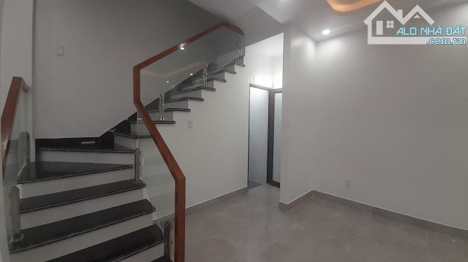 🕌:  Bán nhà 4 tầng,430 Trần Nguyên Hãn, Lê Chân, DT 62m2 💸 : 3,75 tỷ (01) - 2
