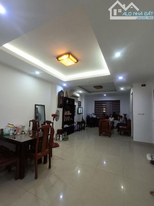 ⭐️BÁN GẤP NHÀ PHỐ NGÔ TẤT TỐ 94m2 X 10 TẦNG GIÁ 37 TỈ CÓ THƯƠNG LƯỢNG. - 2