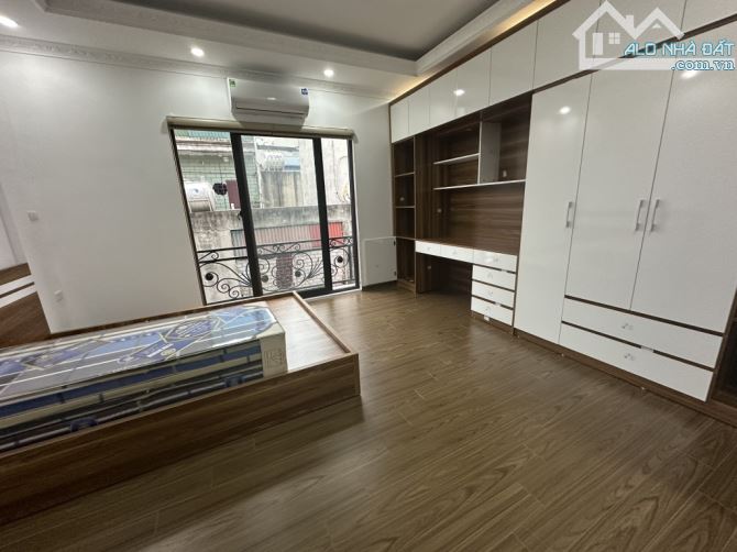 Nhà đẹp phố pháo Đài Láng full tiện ích - 3