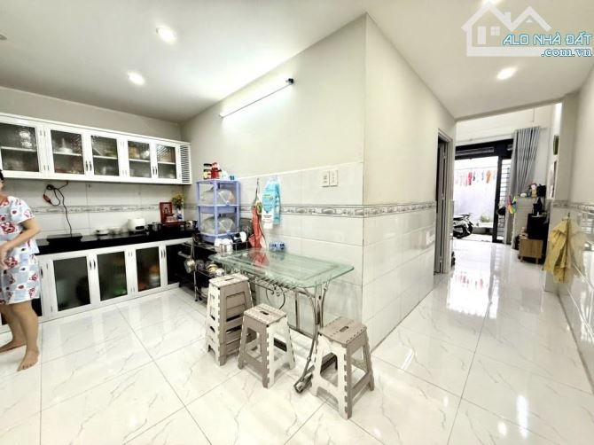 DIỆN TÍCH LỚN - THÔNG SỐ ĐẸP - NHÀ CHÍNH CHỦ - GIÁ CỰC TỐT- THỚI AN - QUẬN 12 - 3