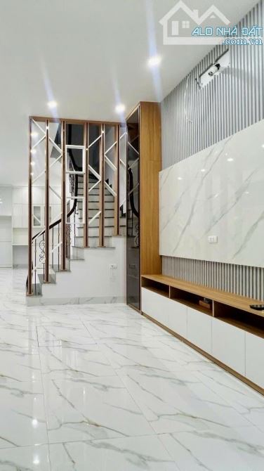 🏡 BÁN NHÀ GỐC ĐỀ – MINH KHAI – CĂN GÓC 2 THOÁNG – 6 PHÒNG NGỦ – CHỈ 8.5 TỶ - 3