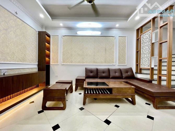 BÁN NHÀ NGÔ THÌ SỸ – VẠN PHÚC – 30M2- 5 TẦNG-NGÕ THÔNG Ô TÔ QUA  – FULL NỘI THẤT-7.38 TỶ - 3