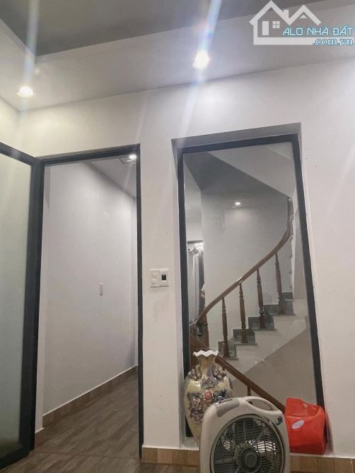 Chính chủ bán nhà Lý Tự Trọng, 40m2 4 tầng, Ô Tô đỗ cửa, sát Ngô Thì Nhậm, HĐ, Hơn 6 tỷ - 3