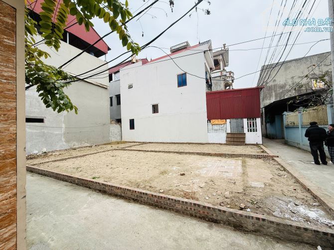 3 tỷ, cần bán đất Thụy Lâm Đông Anh, khu vực chuẩn bị đón dự án Vin - 3