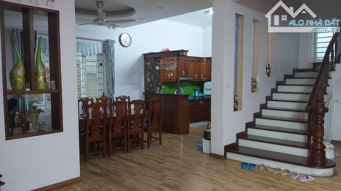 VỊ TRÍ ĐỈNH, MẶT NGÕ TÂY SƠN, Ô TÔ TRÁNH, VIEW HỒ, GẦN CHỢ. KHU VỰC KD BUÔN BÁN SÂM UẤT. - 3