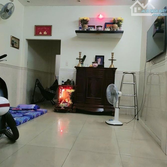 Bán Nhà 52m2 - 2 Tầng - Giá : 4,3 Tỷ  , Đường Đỗ Nhuận , Q. Tân Phú - 3