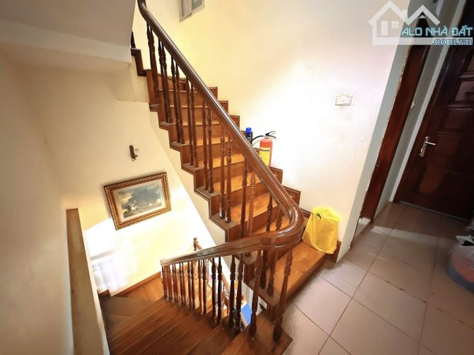 BÁN NHÀ NGÕ 381 NGUYỄN KHANG 52M*4T CHỈ 9.4 TỶ, 50M RA Ô TÔ, 2 THOÁNG TRƯỚC SAU VĨNH VIỄN. - 3