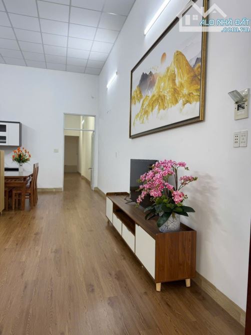 NHÀ MẶT TIỀN HẺM 184 ĐỒNG KHỞI TÂN LỢI: GIÁ 4,1 tỷ - 4