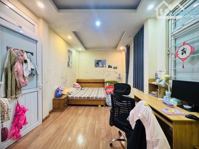 GẤP ! Bán nhà ngõ 125 Trương Định, 35m2 , mặt tiền hơn 5m, ngõ kinh doanh, chỉ 80m ra phố - 4