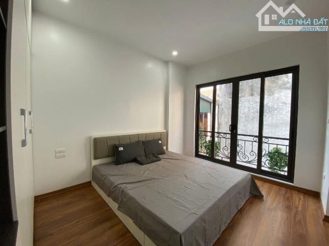 💥 Bán nhà Đê La Thành 40m 5 tầng ở cực sướng - 4