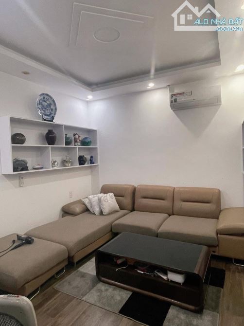 Chính chủ bán nhà Lý Tự Trọng, 40m2 4 tầng, Ô Tô đỗ cửa, sát Ngô Thì Nhậm, HĐ, Hơn 6 tỷ - 4