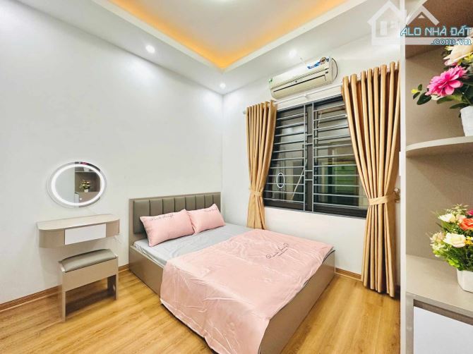 ⚜️⚜️⚜️ CHỚP NHOÁNG! NHÀ HOÀN KIẾM - CÁCH PHỐ 70M - SỔ ĐỎ RIÊNG - GIÁ NHỈNH 3TỶ!⚜️⚜️⚜️ - 3