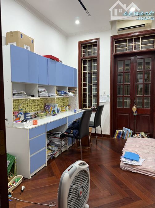 Bán nhà ô tô vào, Phân lô, Phố Vũ Hữu, Nam Từ Liêm, Gần Thanh Xuân, Cầu Giấy. $ : 19,5 Tỷ - 4