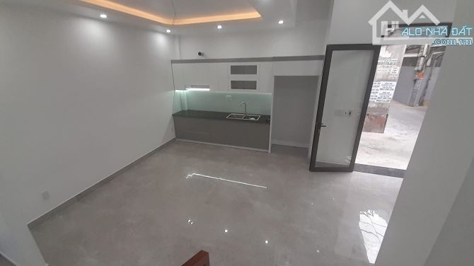 🕌:  Bán nhà 4 tầng,430 Trần Nguyên Hãn, Lê Chân, DT 62m2 💸 : 3,75 tỷ (01) - 4