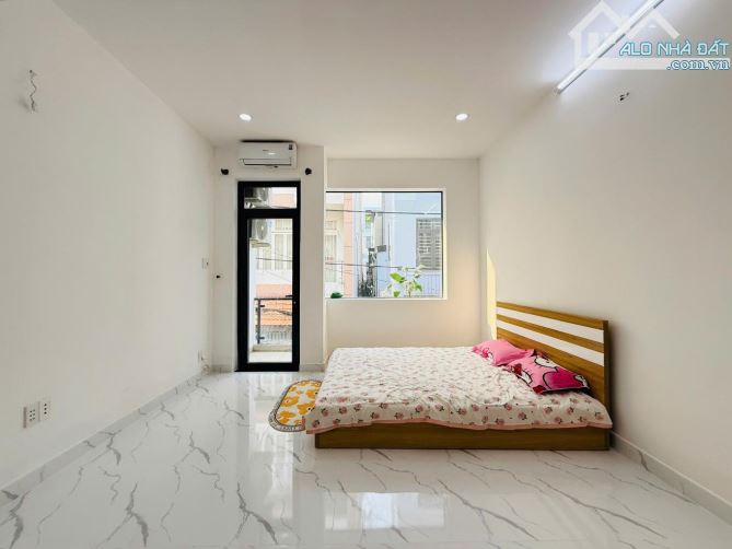HẺM 5M GẦN MT TÂN SƠN NGAY BÙI QUANG LÀ 3LẦU 4PN 4X13 Ở NGAY 6X - 4