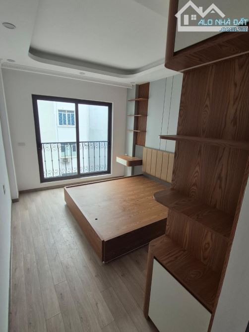 Bán nhà Trịnh Đình Cửu , ngõ thông , ô tô 20m , thang máy nhập khẩu , dt 35m x 6Tx 8,5Tỷ - 5