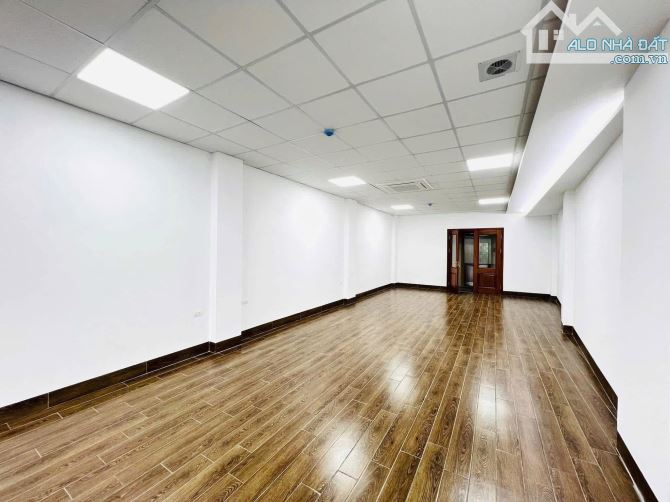 TOÀ VĂN PHÒNG CÙ CHÍNH LAN 100m2 - 9T THANH MÁY - MT 4.2m - 45 TỶ - Ô TÔ TRÁNH - NGÕ THÔNG - 5