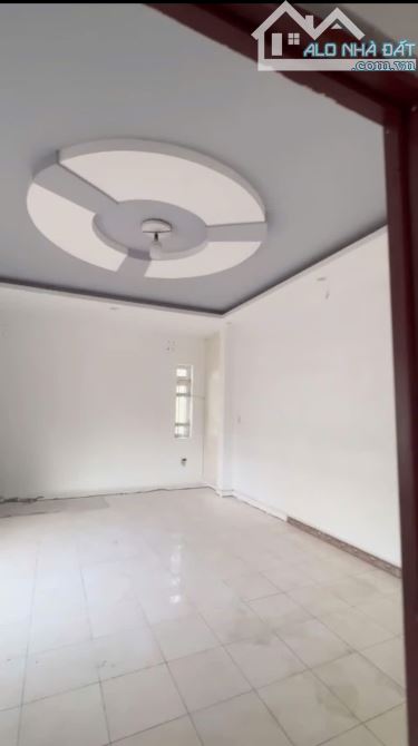 Bán Gấp Nhà Mặt Tiền Kinh Doanh Nguyễn Trung Trực Dĩ An - 5