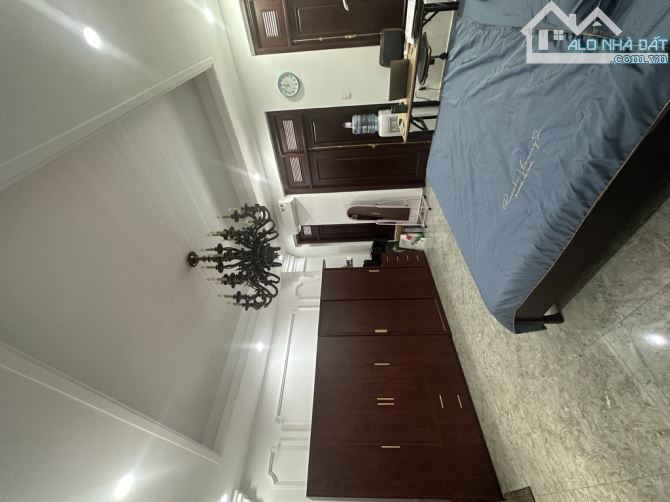Bán Nhà Phan Văn Trị. Gò Vấp .Hầm 5Lầu. Thang Máy. 5 x 17 . Chỉ 17 tỷ - 6