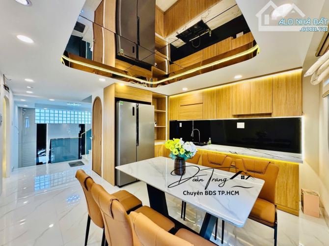 BÁN NHÀ PHỐ HIỆN ĐẠI 5 TẦNG – KHU ĐỒNG BỘ – NGANG 4.2M – GARA Ô TÔ – CHỈ 7.5 TỶ TL - 6