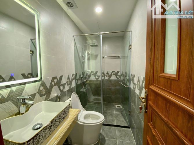 Nhà cực đẹp 68m2x8T thang máy. Phân lô, Ôtô vào, KĐT Ciputra phố Võ Chí Công, Phú Thượng. - 6