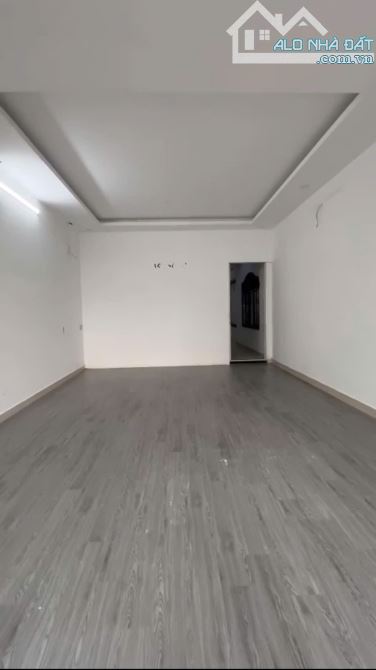 Bán Gấp Nhà Mặt Tiền Kinh Doanh Nguyễn Trung Trực Dĩ An - 6
