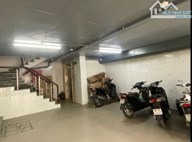 85 Tỷ/ 98 M2/ 8 Tầng/ 6.8 Mt/ Mặt Phố Trung Phụng/ Đống Đa - 7