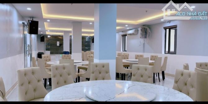 98 Tỷ / 266 M2/ 7 Tầng/ 11 Mt/ Mặt Phố / Đồng Bát/ Mỹ Đình 2 - 7