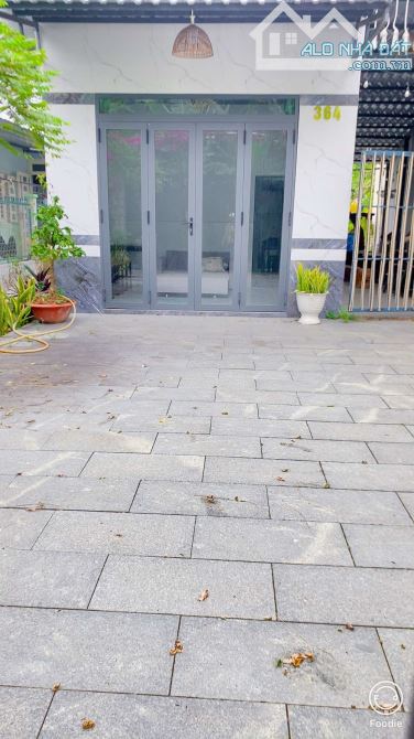 Bán 456 m2  đất có nhà đường Nguyễn Văn Linh - 7