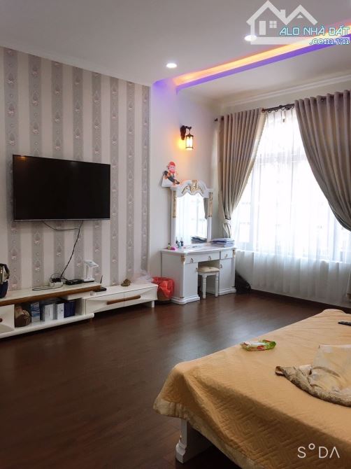 Bán Biệt Thự siêu đẹp, Mặt Tiền Đông Hưng Thuận 17, 235m2 ,4 Tầng ngang 12m , Đường 10m T, - 7