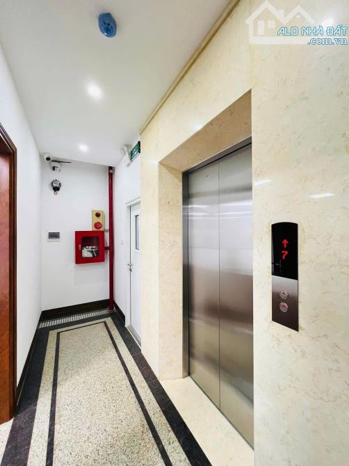 TOÀ VĂN PHÒNG CÙ CHÍNH LAN 100m2 - 9T THANH MÁY - MT 4.2m - 45 TỶ - Ô TÔ TRÁNH - NGÕ THÔNG - 7