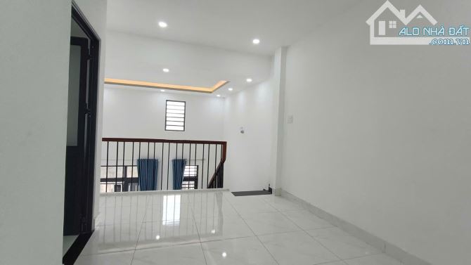 NHÀ KIỆT 5M. Hoàng Văn Thái, mới 100% - 9