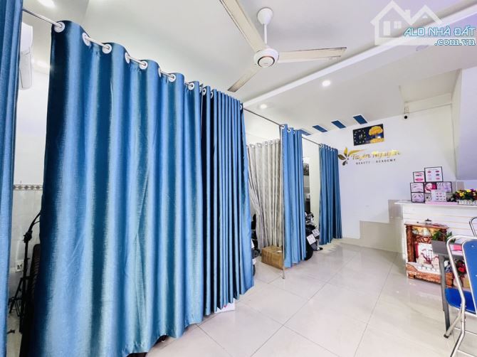 cần bán, XE HƠI QUAY ĐẦU, dt 82M2 × 2 TẦNG  phan văn hớn tân thới nhất, quận 12 - 9