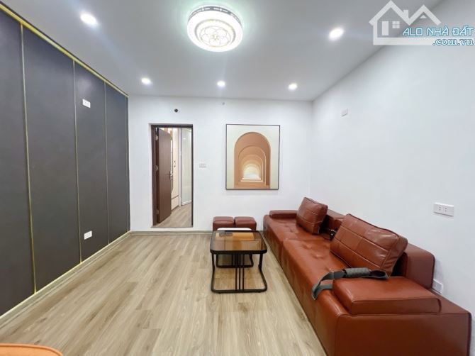 CĂN HỘ STUDIO ĐẸP MÊ LY PHỐ GIÁP NHẤT! TIỆN ÍCH ROYAL CITY, 60M2 x 2N2WC CHỈ 1.. TỶ