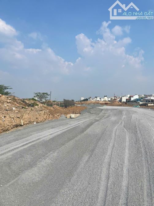 BÁN ĐẤT 3 MẶT TIỀN KÊNH THAM LƯƠNG – THỚI AN – 4300M2 FULL THỔ