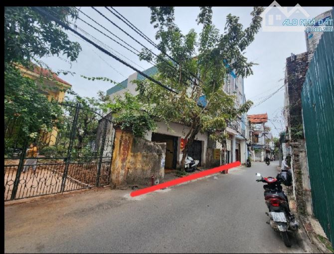 213 m2/7.4 Mt/23 tỷ Bình Minh .Trâu Quỳ. Ô tô chánh