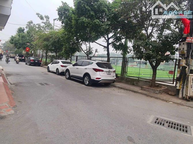 Chính CHỦ bán ĐẤT Thanh Trì, Hà Nội 60 triệu/m2, MT 6.5m  ngõ thông ô tô đi vòng quanh