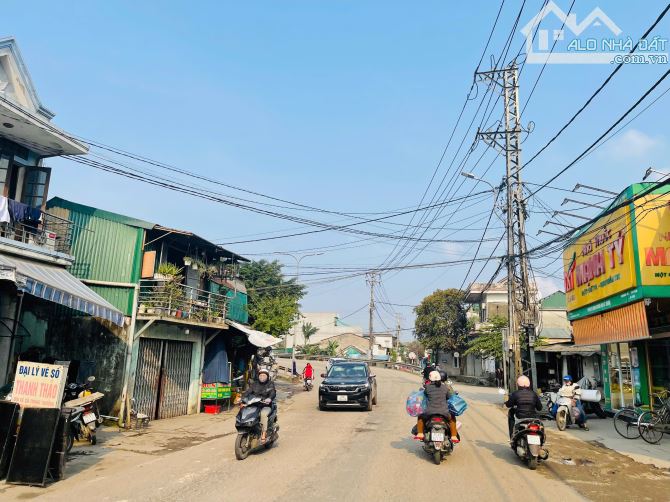 Đất mặt tiền Nguyễn Chí Thanh nối dài (Vị trí không ngập lụt)