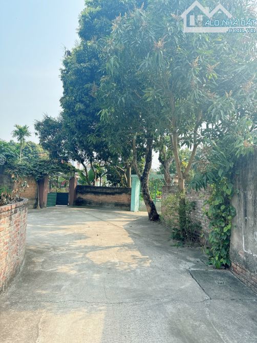 Bán lô đất 140m2, mặt tiền 10m, khu khoáng nóng Thanh Thuỷ, Phú Thọ chỉ 24 triệu/m2