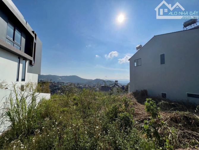 ĐẤT VIEW ĐIỆN GIÓ KHE SANH P10 242M - 15T