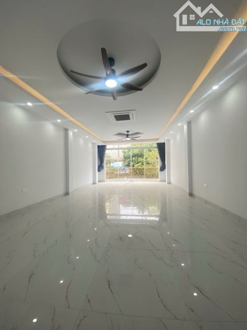 Bán nhà Thanh Xuân 7 tầng thang máy nhà đẹp mới cong 45 m² giá 11 tỷ