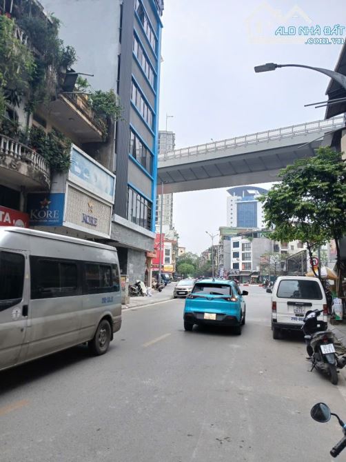 Bán Văn Phòng Phố Vọng,127m,9 Tầng, vỉa hè. giá 72 Tỷ