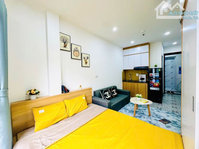 Cho Thuê CCMN Ngõ 136 Trung Liệt Đống Đa 25m2 Studio Ban Công Thang Máy Full Nội Thất Gần