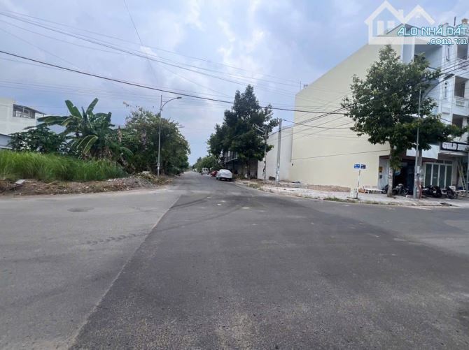 BÁN CẶP NỀN GÓC 2 MẶT TIỀN ĐƯỜNG D17 KDC HỒNG LOAN , SỔ HỒNG THỔ CƯ