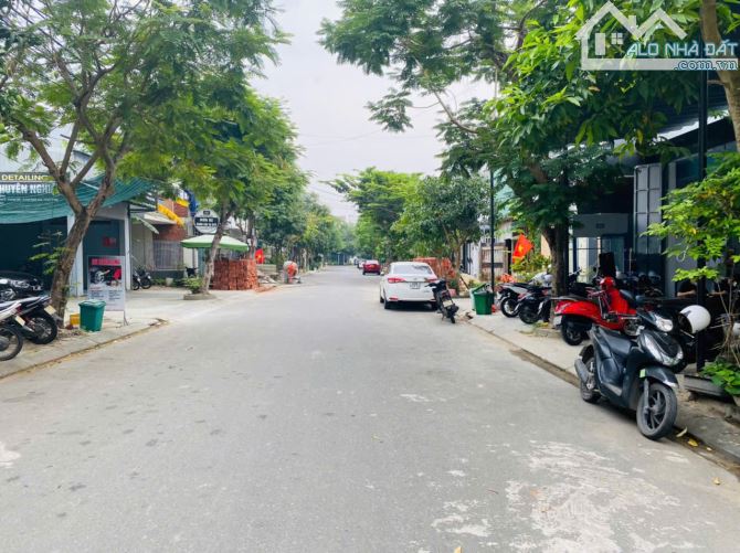Bán nhà 2 tầng kiên cố đường 7m5 Khu Nam Việt Á gần Doãn Kế Thiện