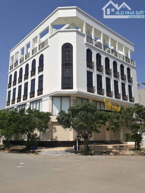 Cho thuê Building 2 Mặt tiền 144-146-148 Đường Số 11, Q2 - DT 15x20m, Hầm 5 lầu - Giá RẺ