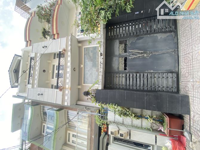 Nhà Hẻm Dương Bá Cung, DT 5x15 / 2 Lầu, Sát Bến Xe Miền Tây