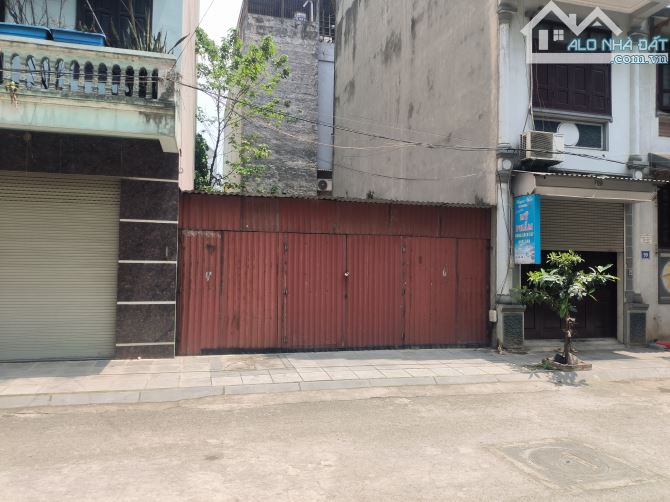 Bán đất phân lô Thanh am long biên hà nội 81m2 6.2mt ô tránh giá 16 tỷ