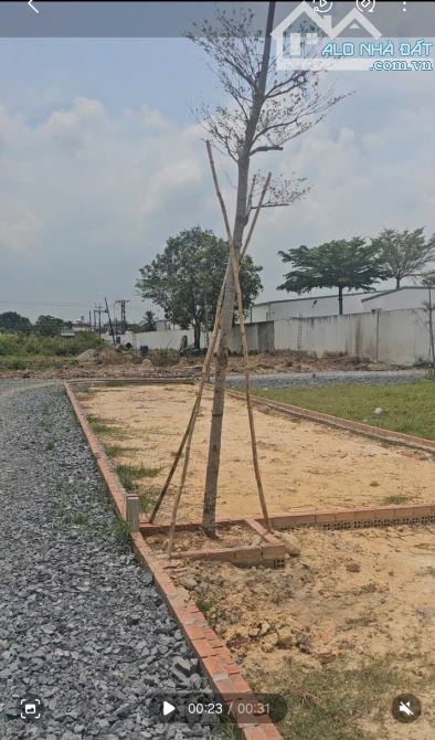 bán 10 lô đất TT Hậu Nghĩa sổ hồng chính chủ công chứng ngay